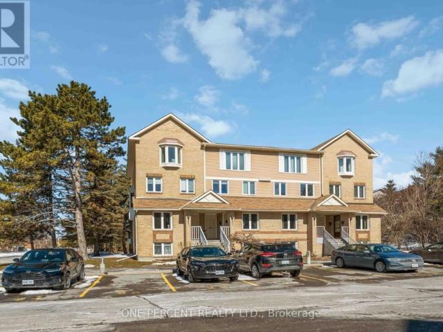 Townhouse for rent in Mulhurst Bay, Ontario