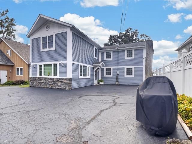 House for sale in Oneida, New York