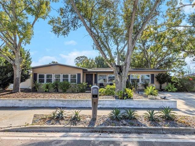 House for sale in South Pasadena, Florida