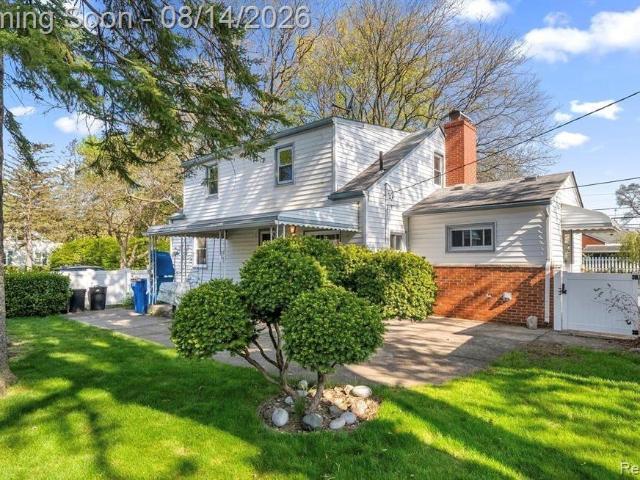 House for sale in Dearborn Heights, Michigan