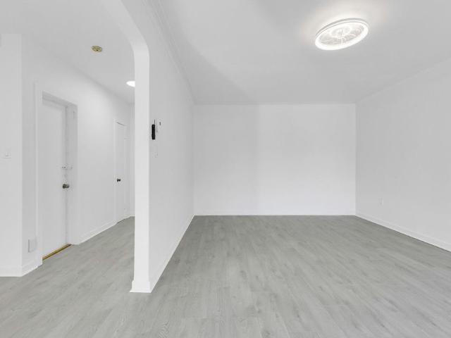 Apartment for rent in Côte-des-Neiges–Notre-Dame-de-Grâce, Montréal