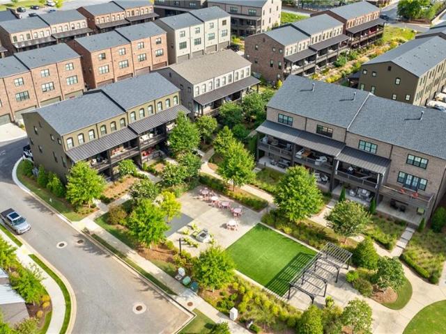 Townhouse for sale in Alpharetta, Georgia