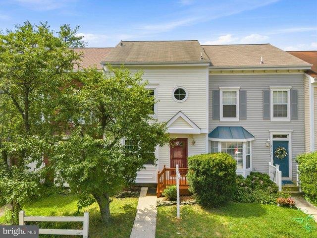 Townhouse for sale in Virginia