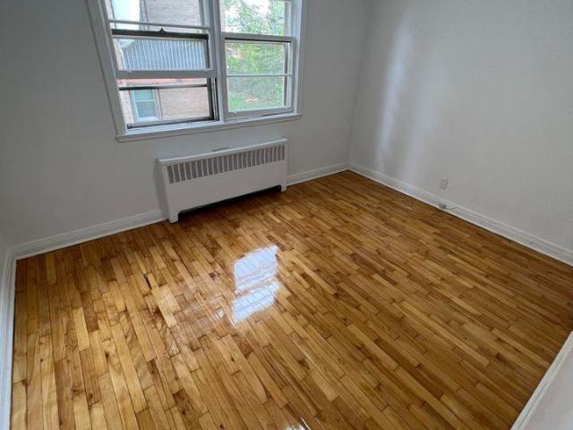 Apartment for rent in St. Leonard's, Quebec