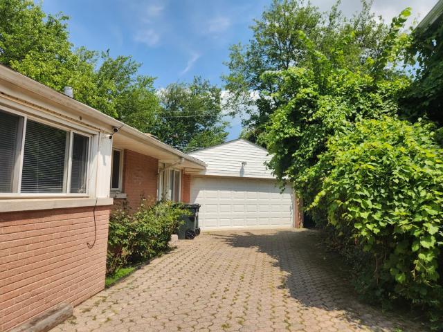 House for sale in Lincolnwood, Illinois