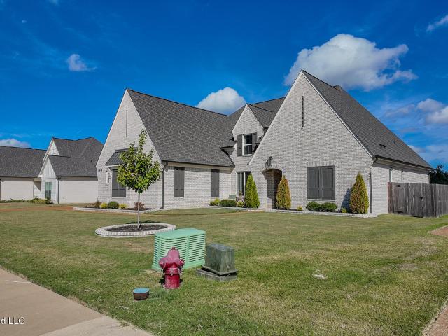 House for sale in Olive Branch, DeSoto County