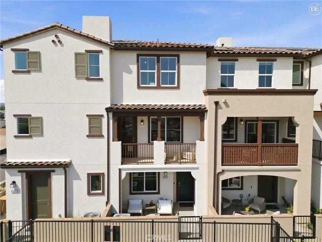 Townhouse for sale in Pico Rivera, California