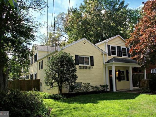 House for sale in Falls Church, Virginia