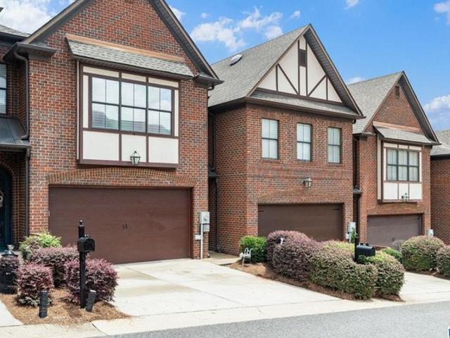Townhouse for sale in Hoover, Alabama