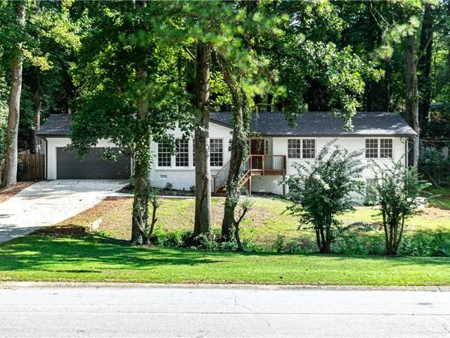 House for sale in Lee Acres, Lilburn