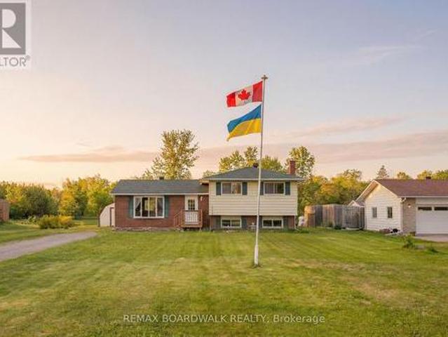 House for sale in Elizabethtown, Ontario