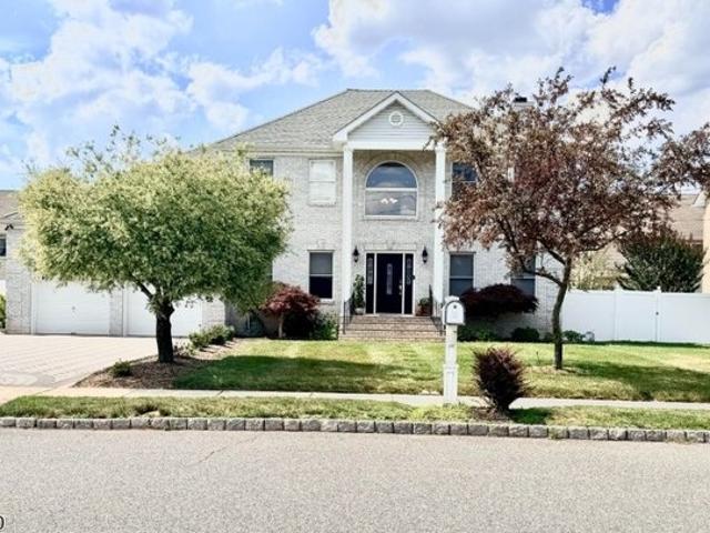 House for sale in Piscataway, New Jersey