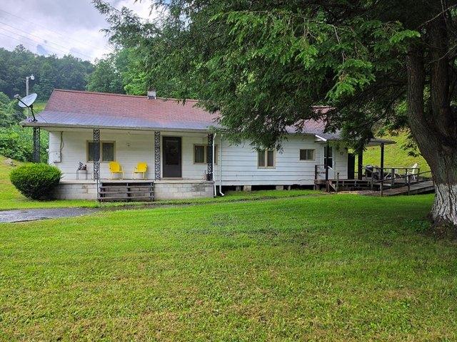 House for sale in Glen Jean, West Virginia