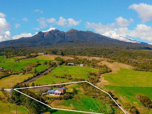 Property for sale in Taranaki