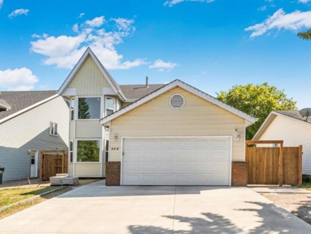 House for sale in Sherwood Park, Alberta
