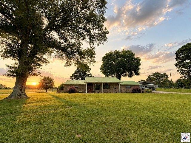 House for sale in Maud, Bowie County