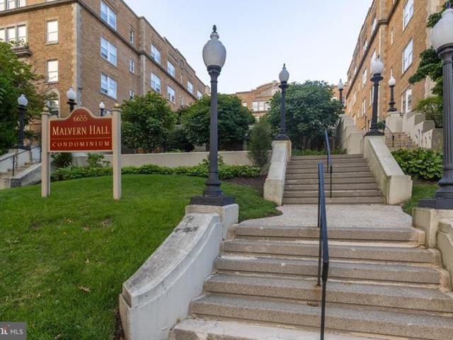Condo for sale in Philadelphia, Pennsylvania
