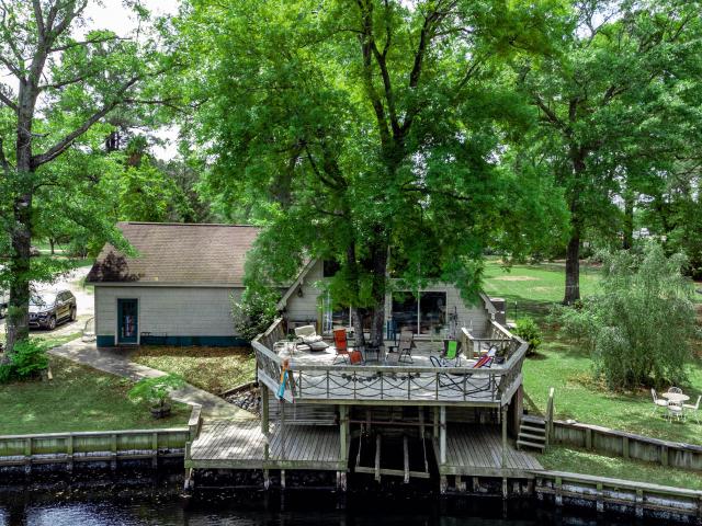 House for sale in Washington, North Carolina