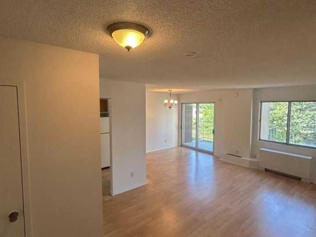 Apartment for rent in Cote-saint-luc, Quebec