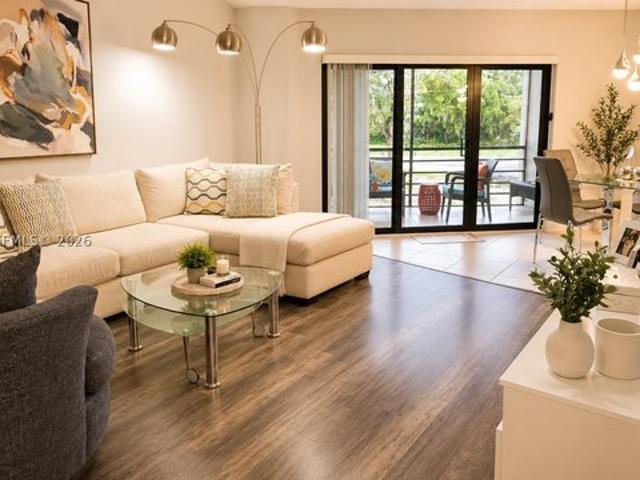 Condo for sale in Plantation, Florida