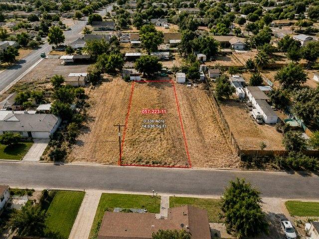 Land for sale in Laton, California