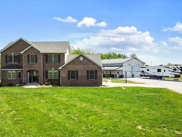 House for sale in Bicknell, Indiana