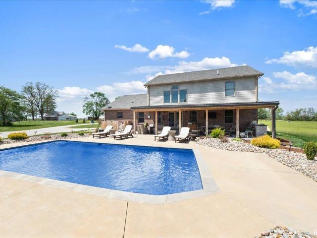 House for sale in Bicknell, Indiana