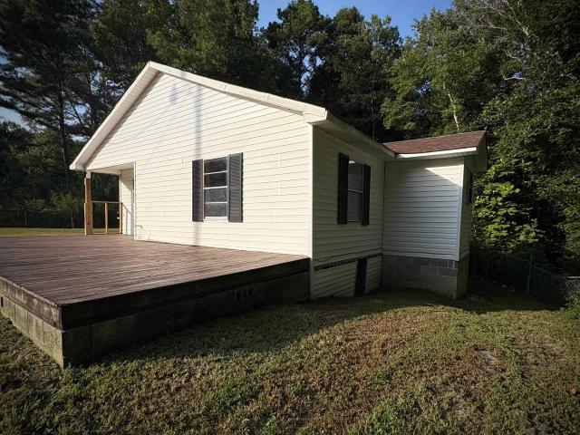 House for sale in Lumbull, Bear Creek