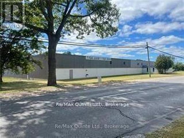 Commercial for rent in Belleville, Ontario