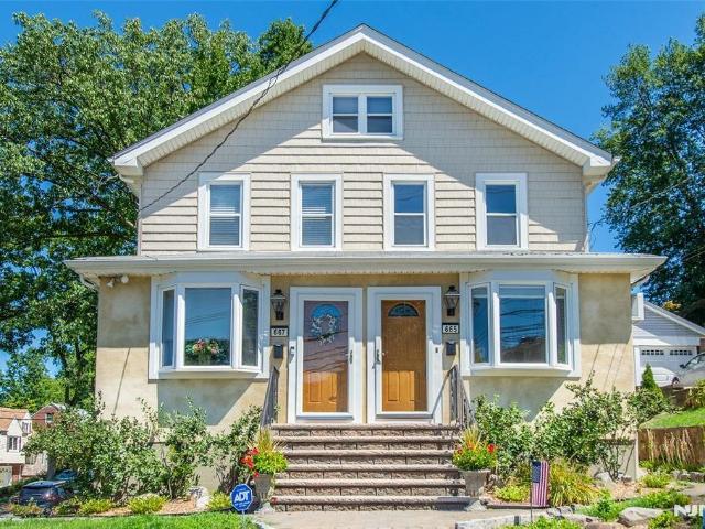 Duplex for rent in Ridgefield