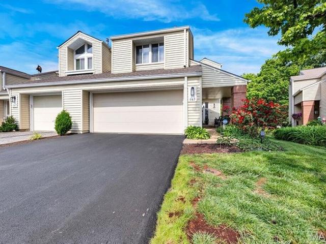 Condo for sale in Ballwin, Missouri
