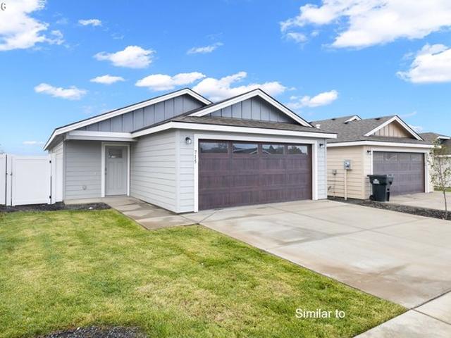 Townhouse for sale in Oregonia