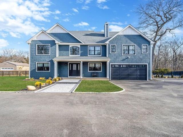 House for sale in Centereach, New York