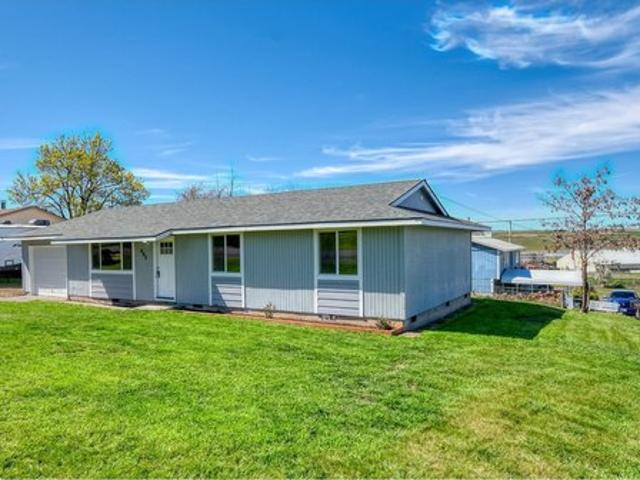 House for sale in Oregonia