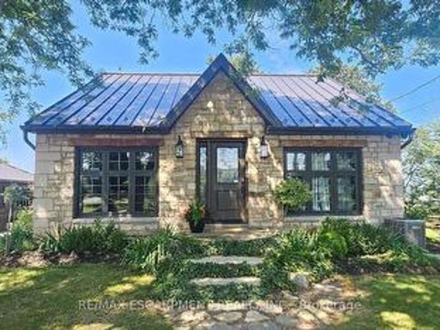 House for sale in Ancaster, Ontario