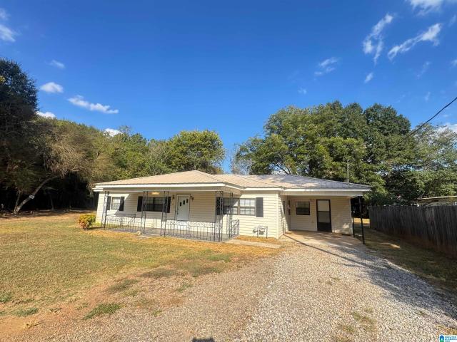 House for sale in Anniston, Calhoun County