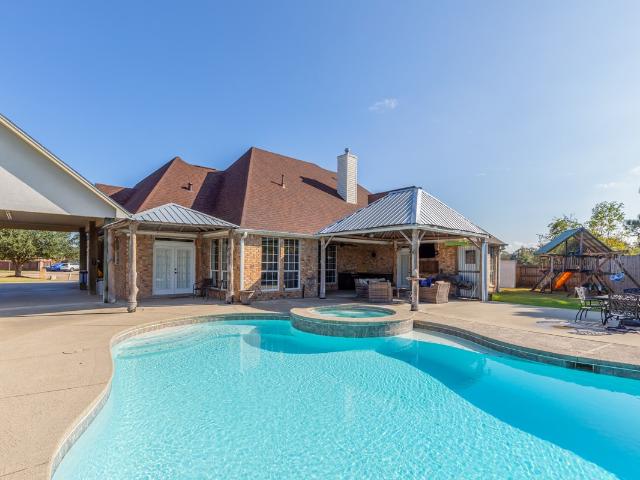 House for sale in Bridge City, Texas