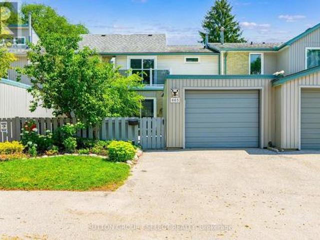 Townhouse for sale in Arva, Ontario