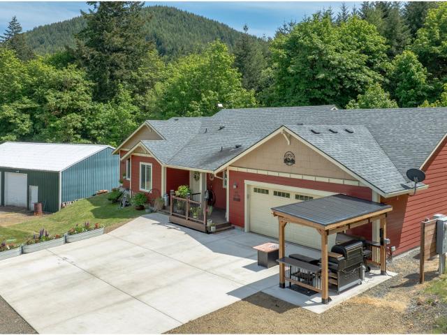 House for sale in Oregonia