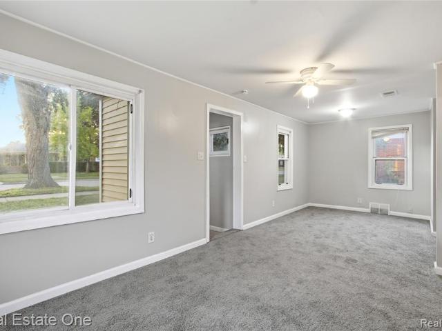 House for sale in Dearborn Heights, Wayne County