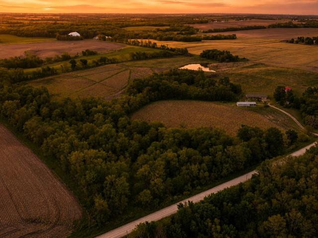 Land for sale in Eddyville, Iowa