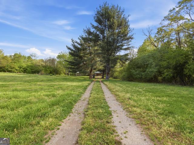House for sale in Lula, Georgia