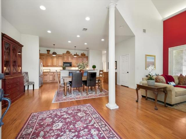Townhouse for sale in Benbrook, Texas