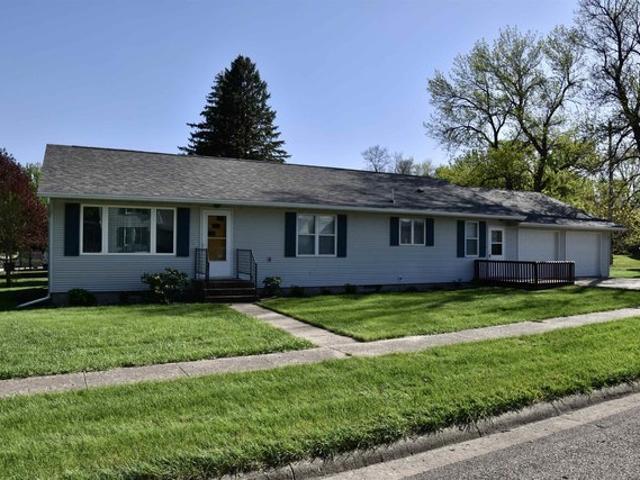 House for sale in Ocheyedan, Iowa