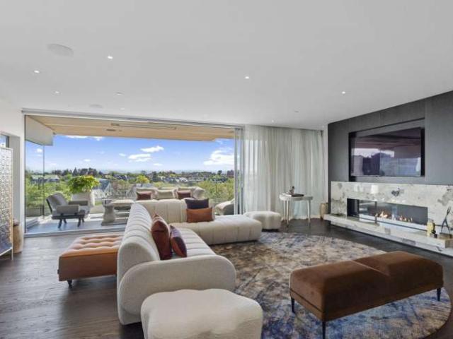 Apartment for sale in Heathcote, Canterbury