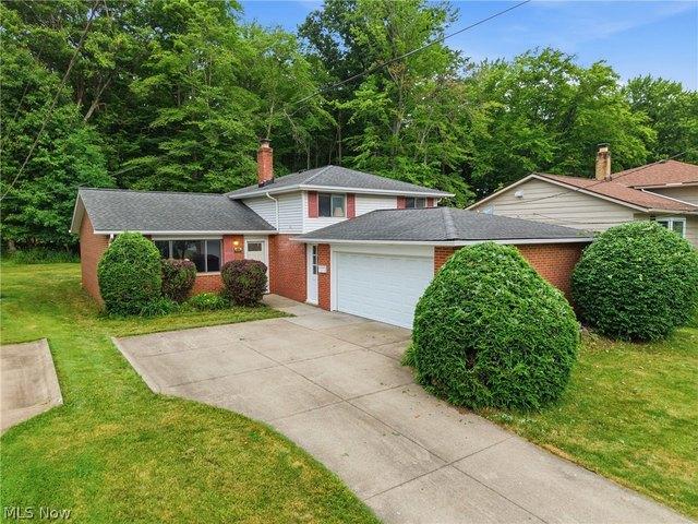 House for sale in Solon, Ohio