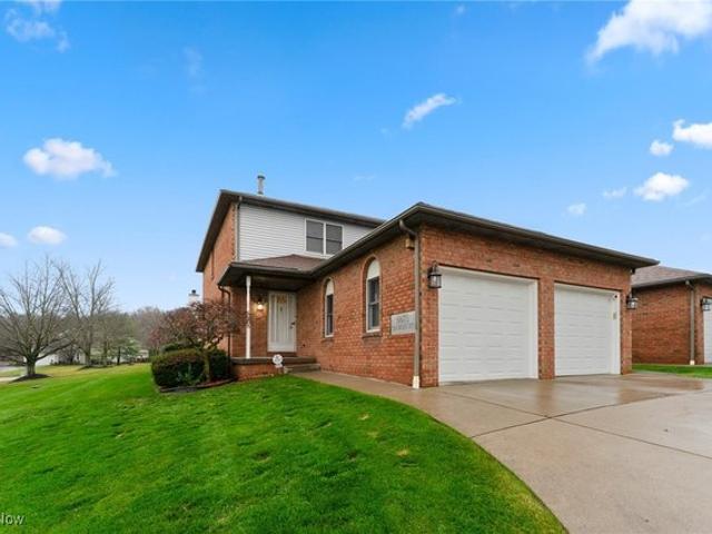 Condo for sale in Canfield, Ohio