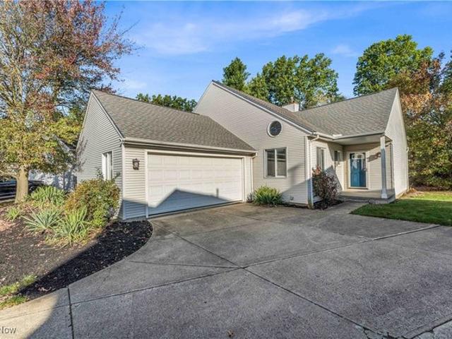Condo for sale in Olmsted Falls, Ohio