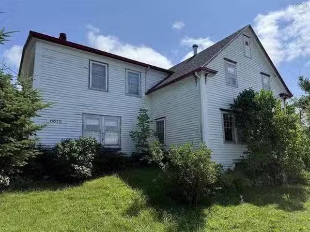 House for sale in Upper Lahave, Nova Scotia