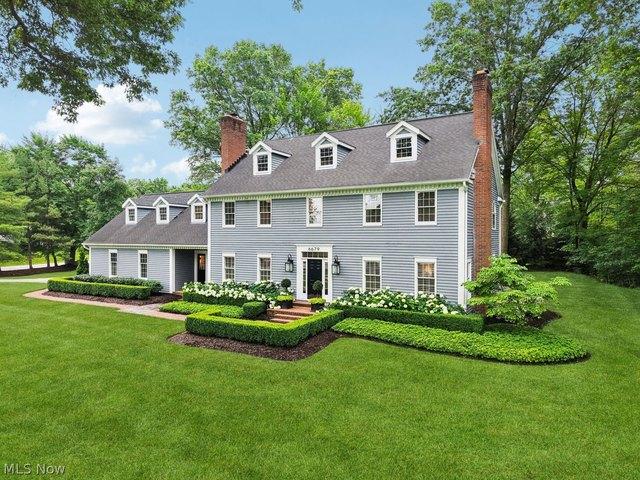 House for sale in Summit, Ohio